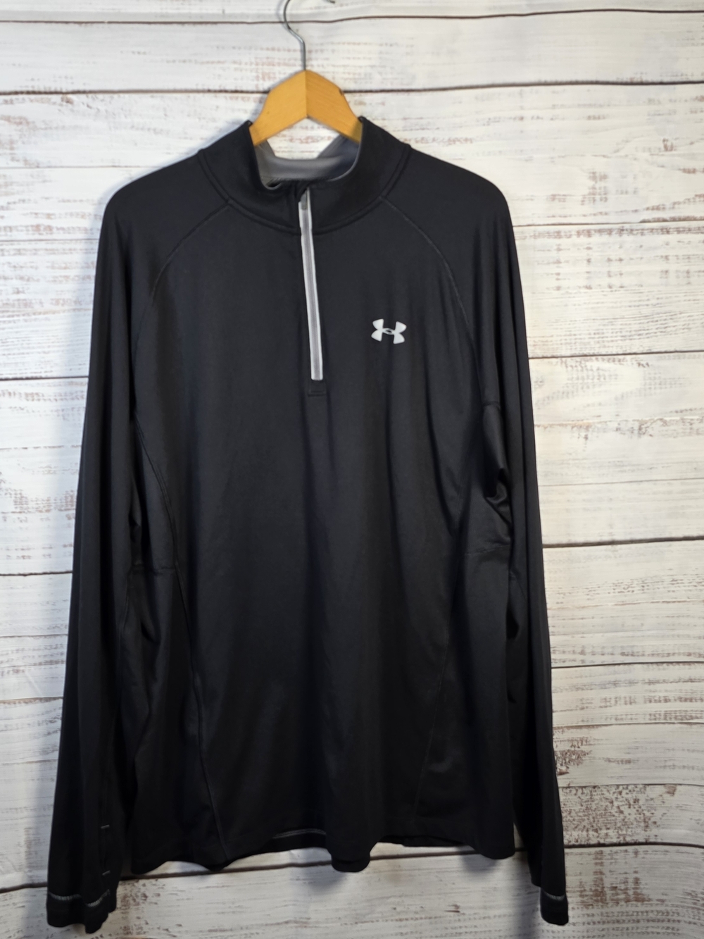 Under Armour Men's Black Quarter-Zip Performance Pullover‎